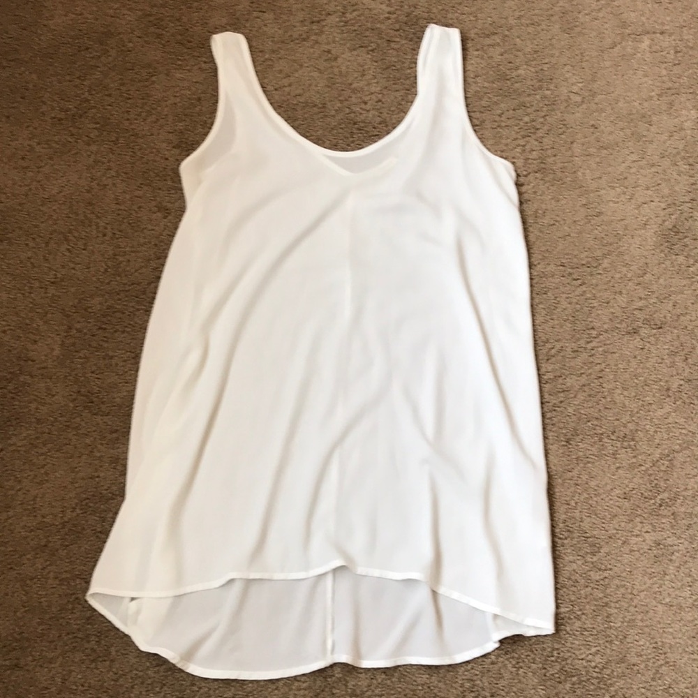 Soprano white blouse tank